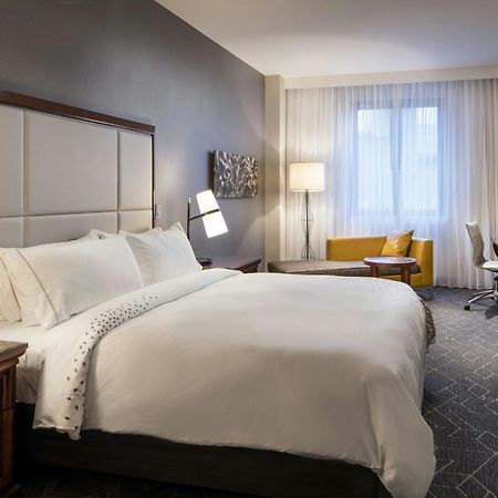Renaissance Providence Downtown Hotel Екстер'єр фото