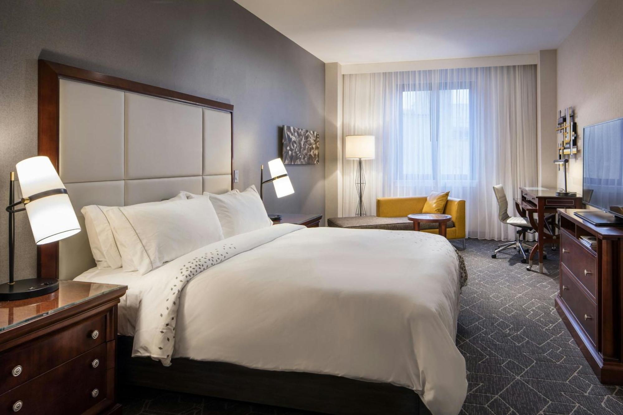 Renaissance Providence Downtown Hotel Екстер'єр фото