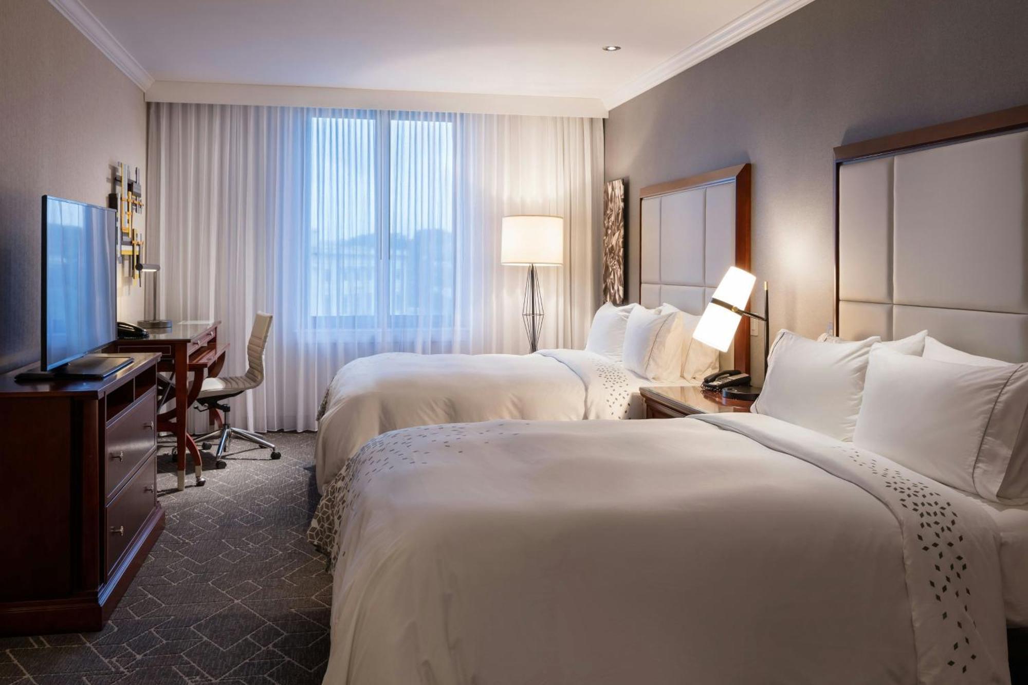 Renaissance Providence Downtown Hotel Екстер'єр фото