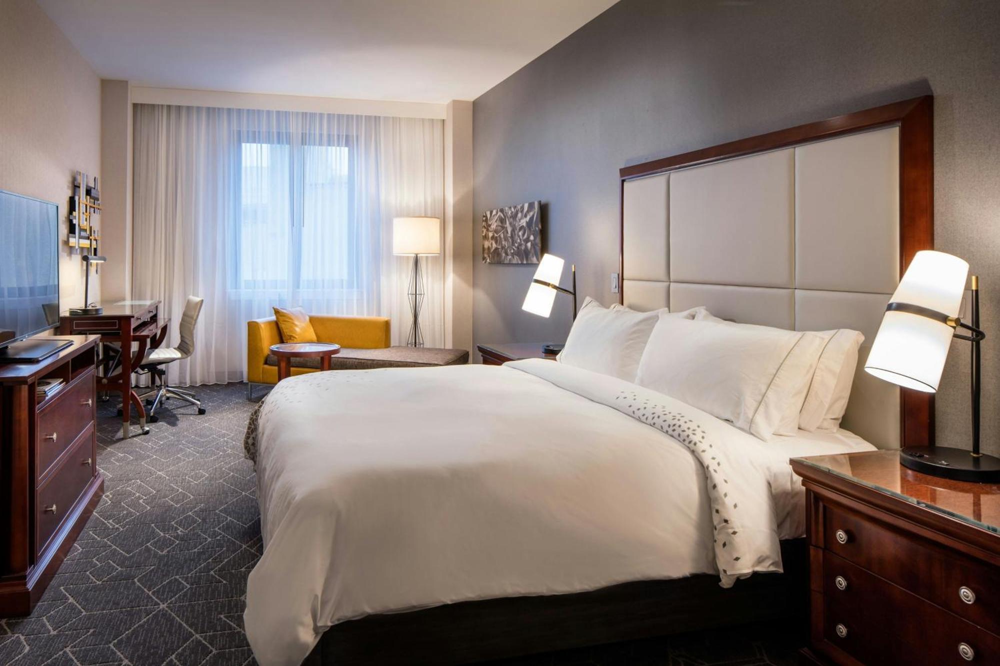 Renaissance Providence Downtown Hotel Екстер'єр фото