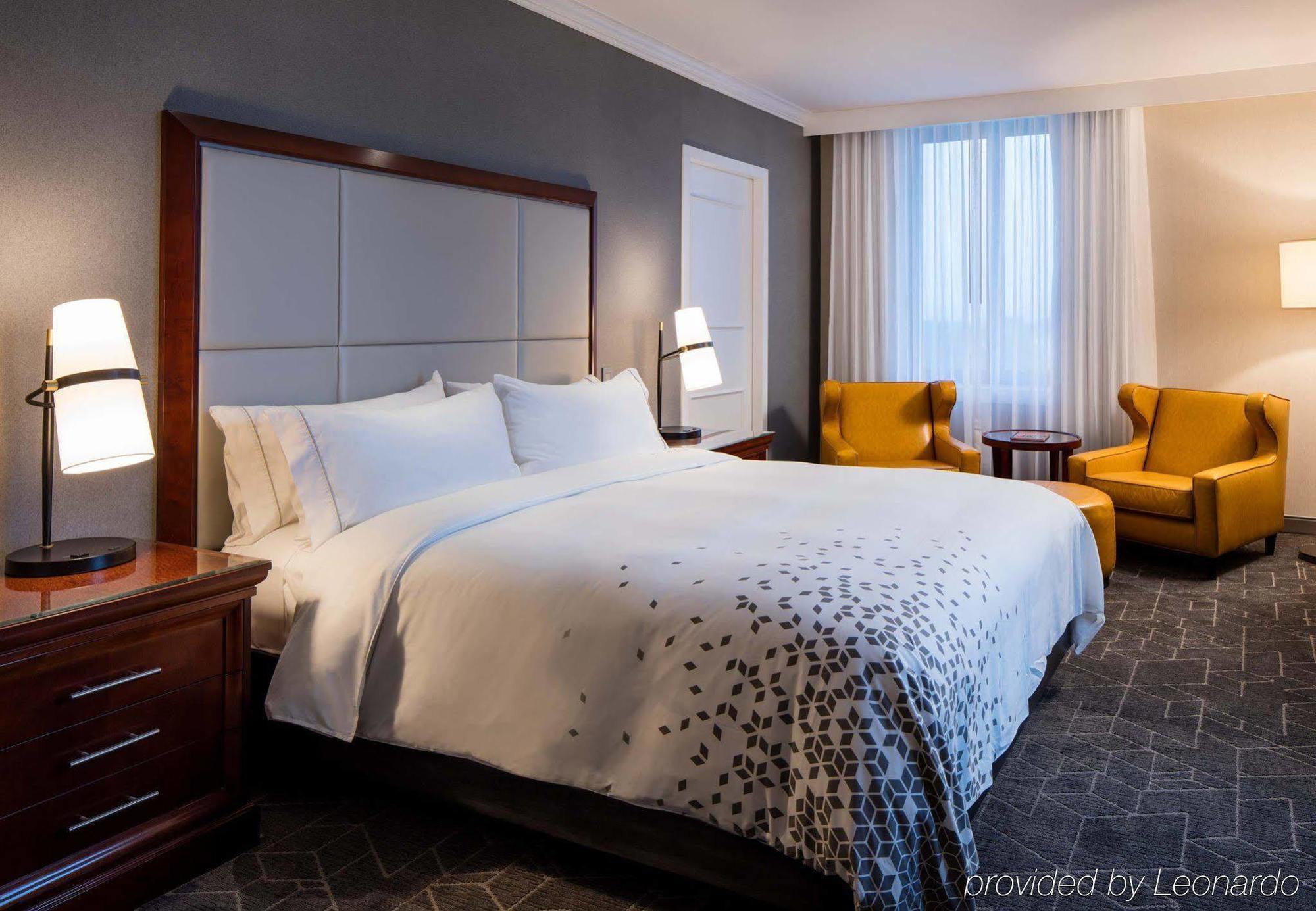 Renaissance Providence Downtown Hotel Екстер'єр фото